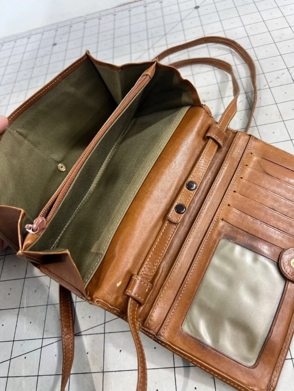G.H. Bass & Co. Brown Leather Wallet Crossbody Bag Full Grain Leather vintage - Picture 4 of 10